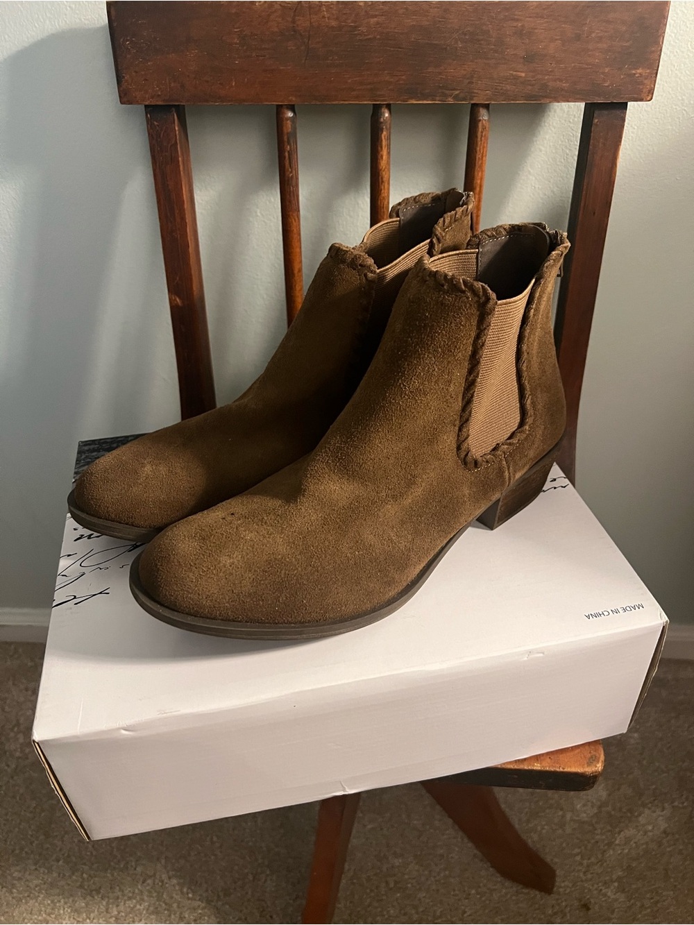Women’s Kensie Brown Suede Chukka Ankle Boots